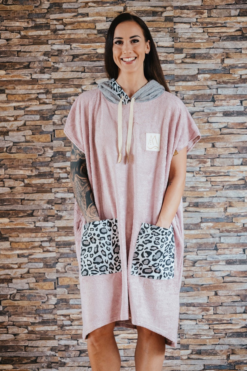 Pink Woman Leopard - Handmade Bamboo Poncho